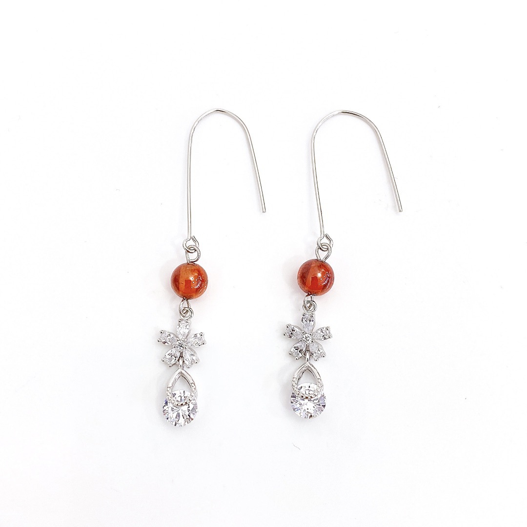 000fca65 baf5 4d5f aa02 3c403865ca81 Fashion Silver Pomegranate Plum Blossom Earrings