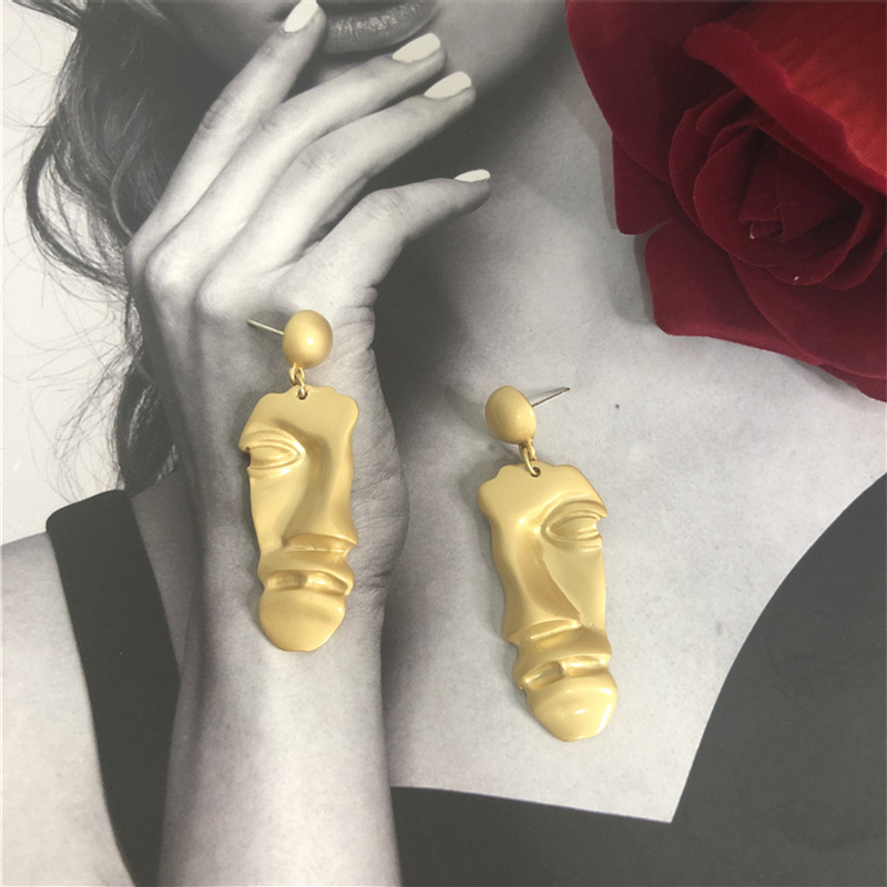 01805ba7 9031 4644 b79f 70a2dd1b2cc8 Punk Style European And American Exaggerated Face Personality Matte Retro Earrings