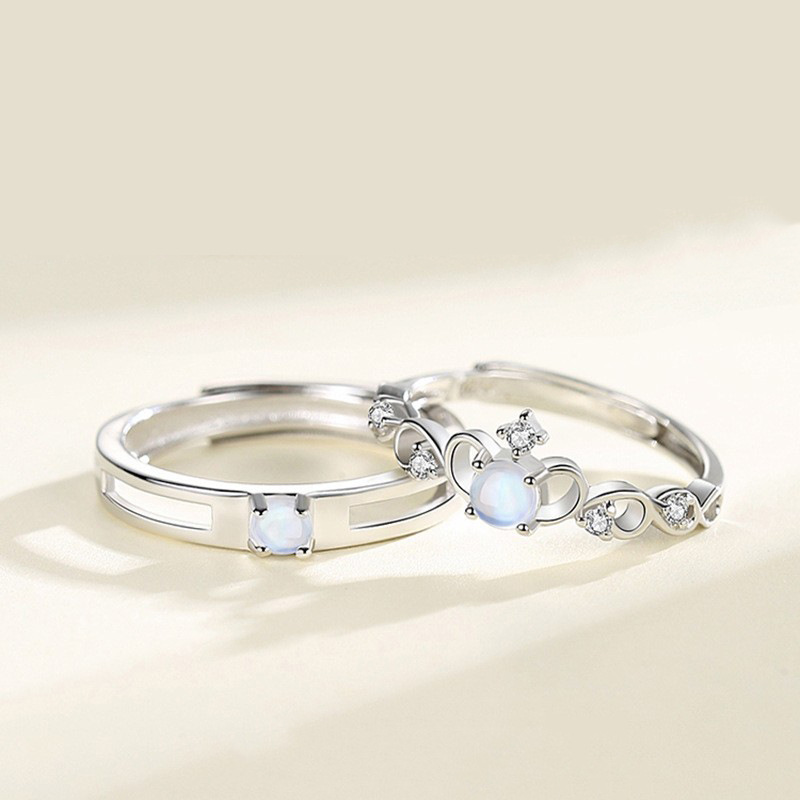 01c8af78 2bd1 493f af4f 61b5e15ac426 Men And Women Trend Personality Moonstone Crown Couple Ring