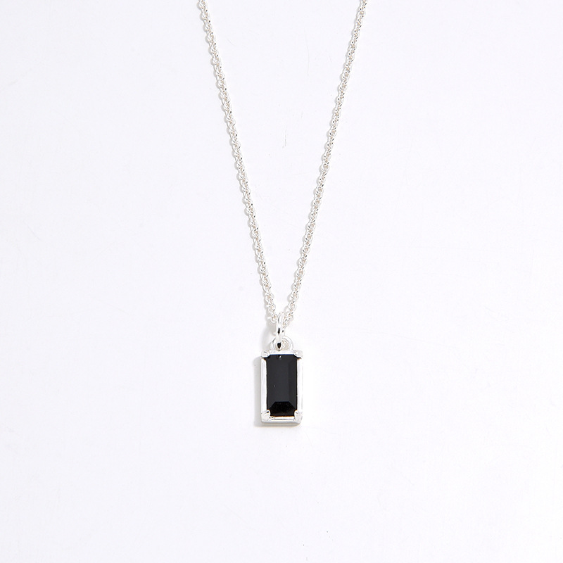 S925 Silver 18K Gold Plating Simple Fashion Exquisite High-grade Black Zircon Necklace 5 01d233f3 6247 4bff b002 999733aef149 S925 Silver 18K Gold Plating Simple Fashion Exquisite High-grade Black Zircon Necklace