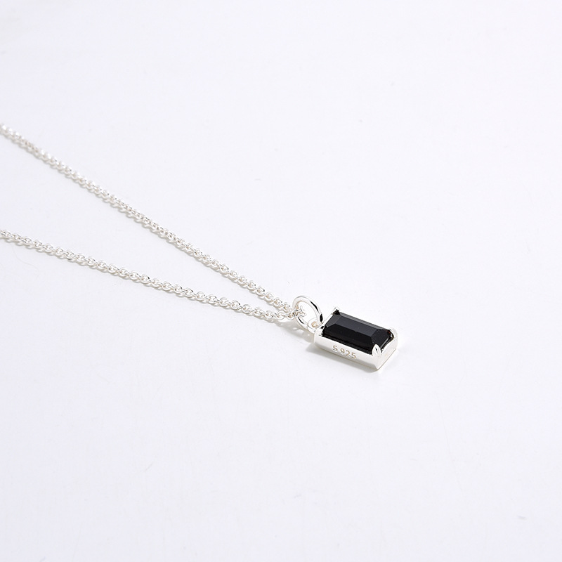 S925 Silver 18K Gold Plating Simple Fashion Exquisite High-grade Black Zircon Necklace 7 0275b324 a234 4c07 a8f9 66d8649b0da3 S925 Silver 18K Gold Plating Simple Fashion Exquisite High-grade Black Zircon Necklace