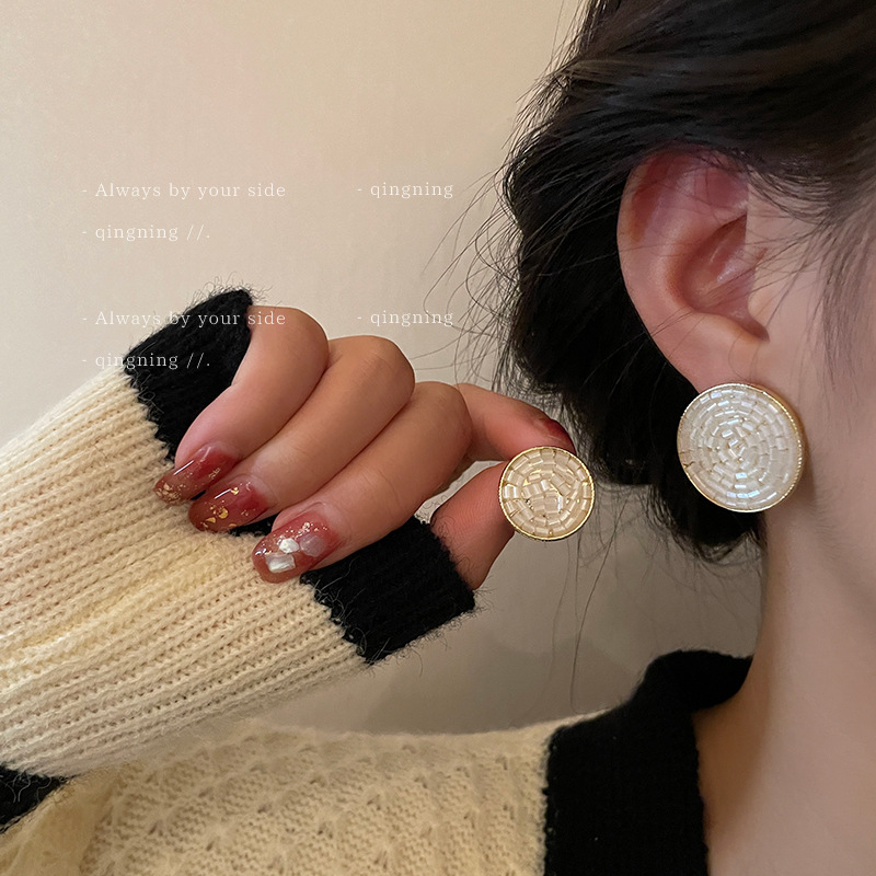 02f2f268 16b5 4adf 9986 8a602e6b974e Silver Needle Rice Bead Round Earrings Women French Retro