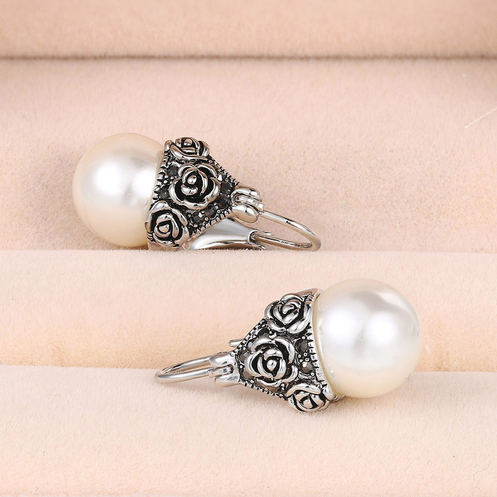 Vintage Micro Inlaid Black Zircon Pearl Earrings 3 03c99dc7 e2e9 4e53 80d1 a01e3cf3a939 Vintage Micro Inlaid Black Zircon Pearl Earrings