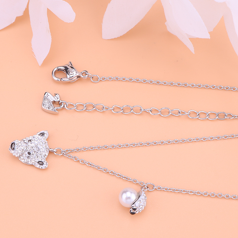 053a6e20 b452 49f6 a7a5 9f4d2e1a1dbd Lovely Twisted Snake-shaped Clavicle Chain Pendant