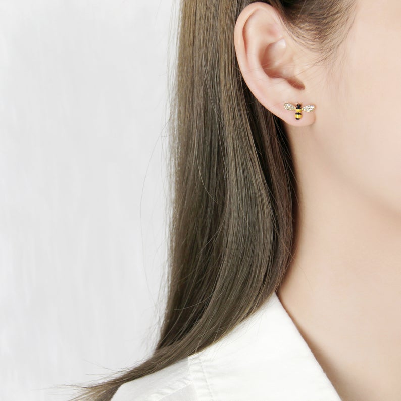 08dba69e aeba 4f81 a01a f0151c12a8b6 Personalized Solid Color Dual-use Short Earrings