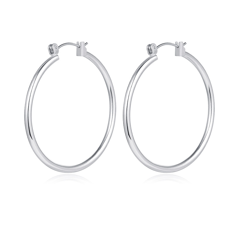 European And American Temperament Ring Gold And Silver Earrings Fashion 4 09b2ec69 00a9 460f b4b8 5febb4d51ef1 European And American Temperament Ring Gold And Silver Earrings Fashion