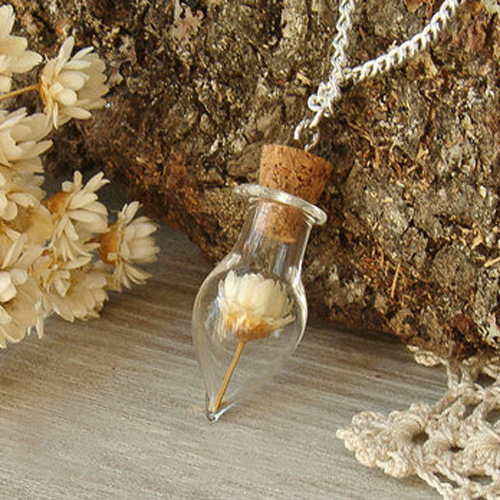 0aeefe1b 7765 46cb b568 22197ee150e0 Water Drop Glass Cover Long Dried Flower Hair Necklace