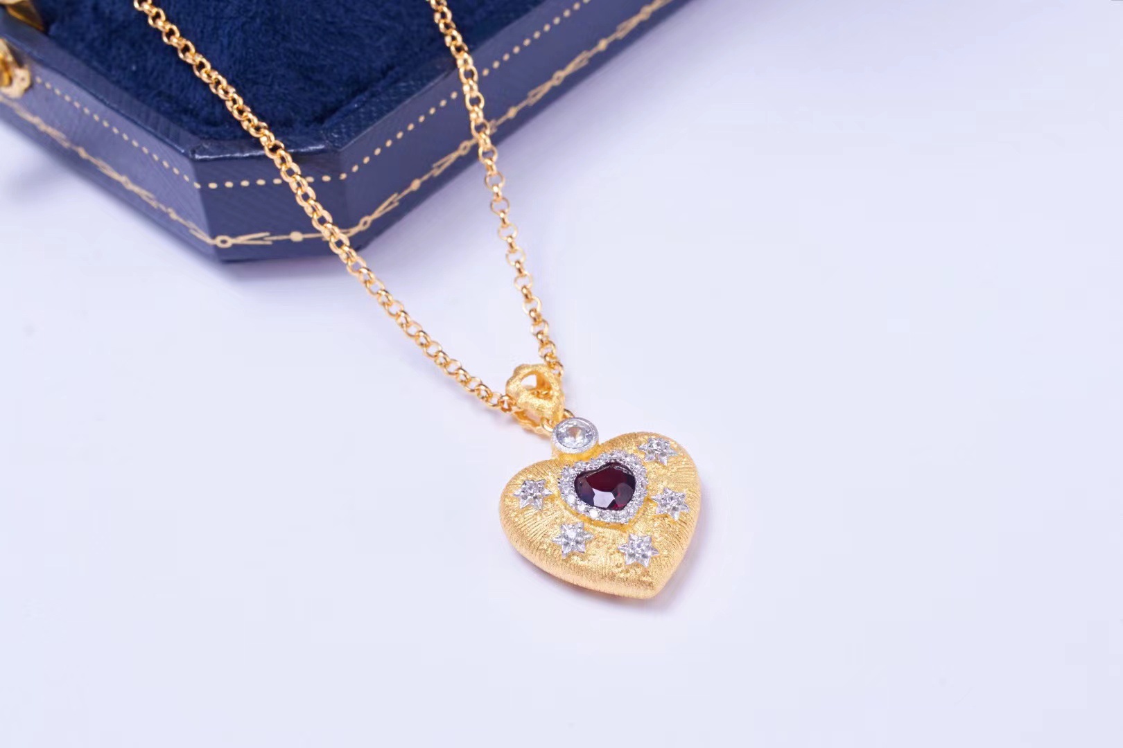 Brushed Heart S925 Silver Gold Plated Garnet Pendant 6 0bf2426c 9a08 4eca bf67 2214d8fd6ef9 Brushed Heart S925 Silver Gold Plated Garnet Pendant