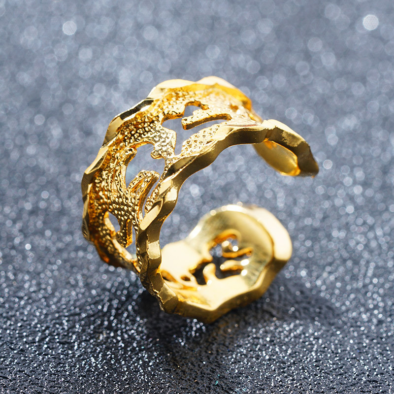 0f1bbae2 8090 4671 959d 95e09e2163ed Openwork gold-plated ring