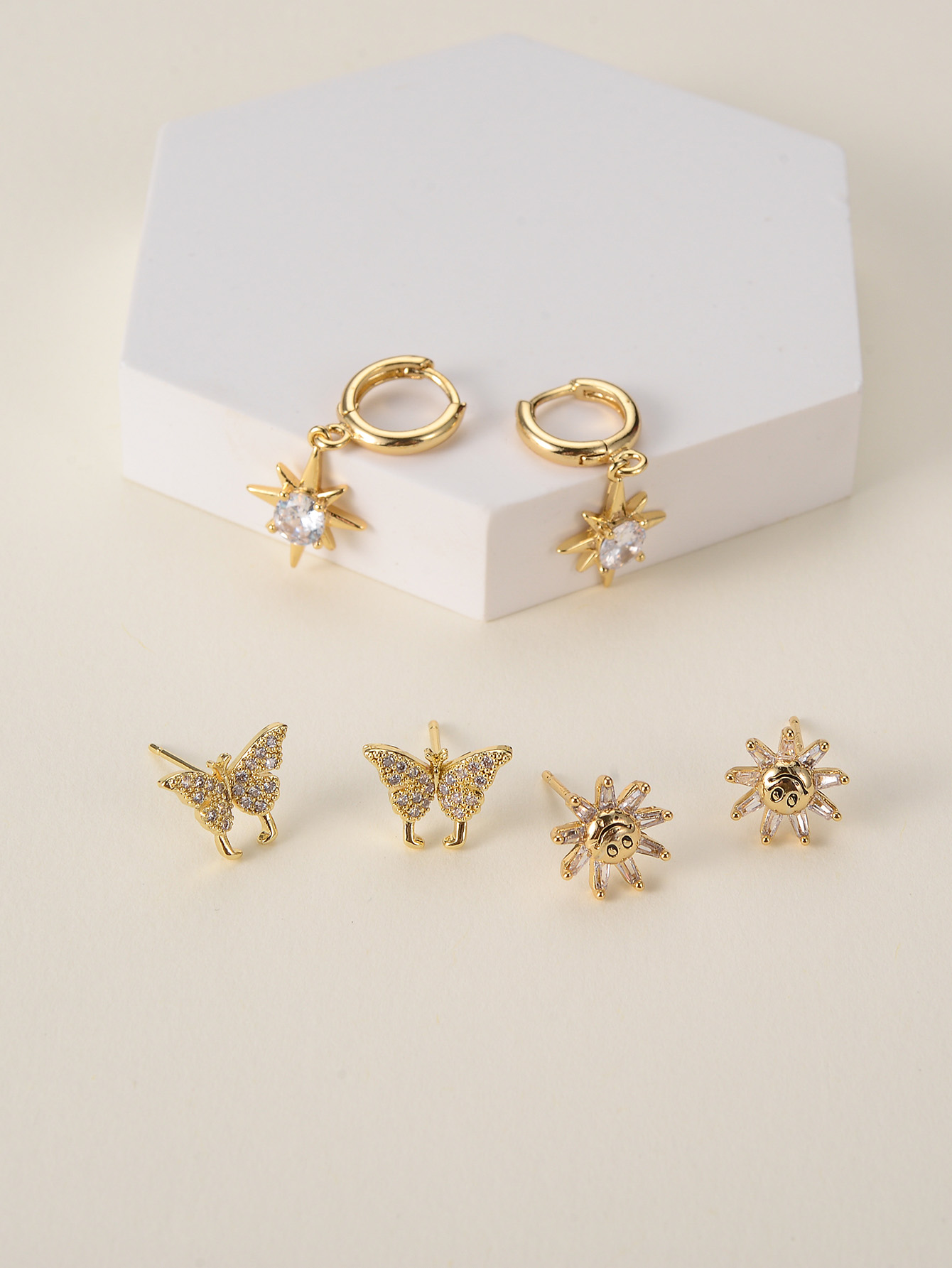 Women's Earrings Have Irregular Personality Knot Ear Clip 1 0f25bf1d afb4 4b3b 9d63 419f44fe65ae Women's Earrings Have Irregular Personality Knot Ear Clip