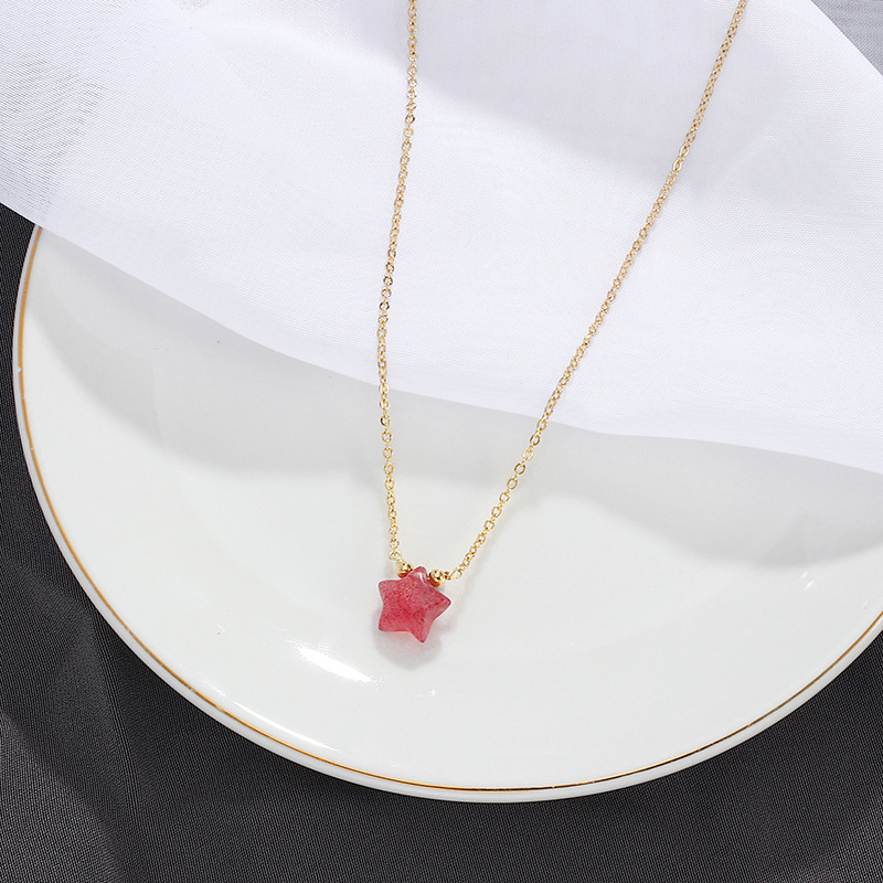 12138ee8 ab52 4f84 8e82 affc3f5afa79 Crystal Necklace Women's New Strawberry Crystal Five-pointed Star Pendant