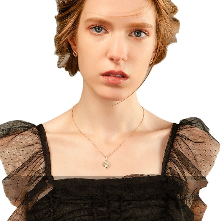 12e03780 ee3c 4132 a4a3 be678a85a8c9 Sterling Silver Rose Gold Plated Necklace