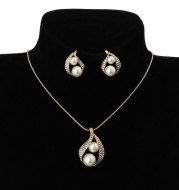 Europe and the United States foreign trade exquisite package with bridal jewelry set pearl water drop two Pearl Necklace Set