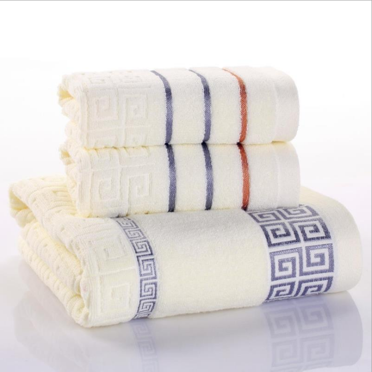Three-Piece Cotton Towel Set - white