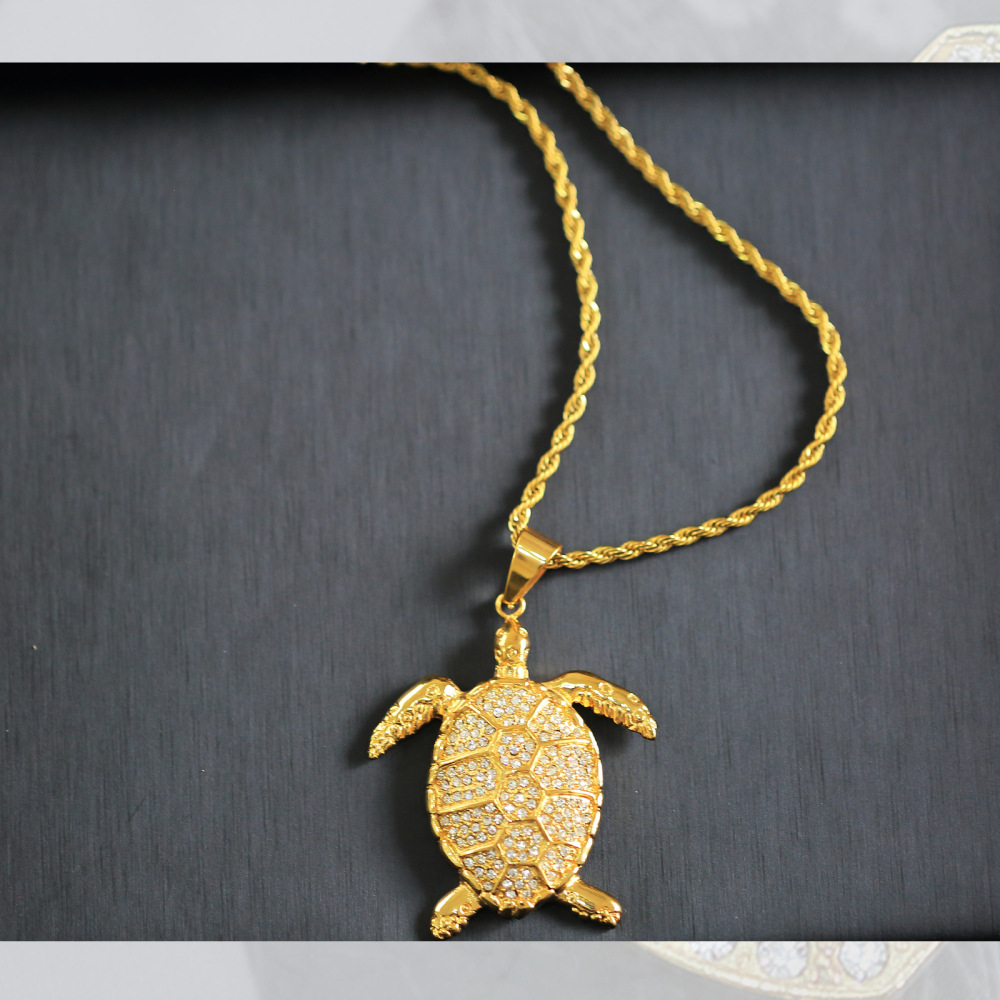 1618986311164 European And American Foreign Trade Gold With Diamonds Animal Turtle Pendant Necklace Male Titanium Steel Hip Hop Accessories Cross-Border E-Commerce