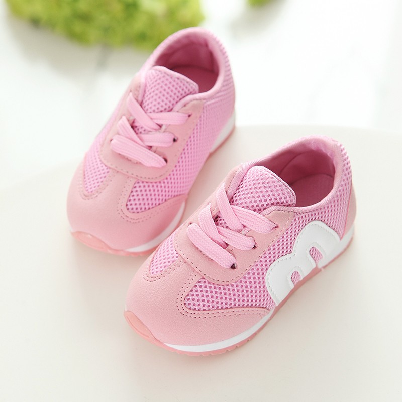 BreezeBound Kids' Trainers - Mesh Sneakers pink