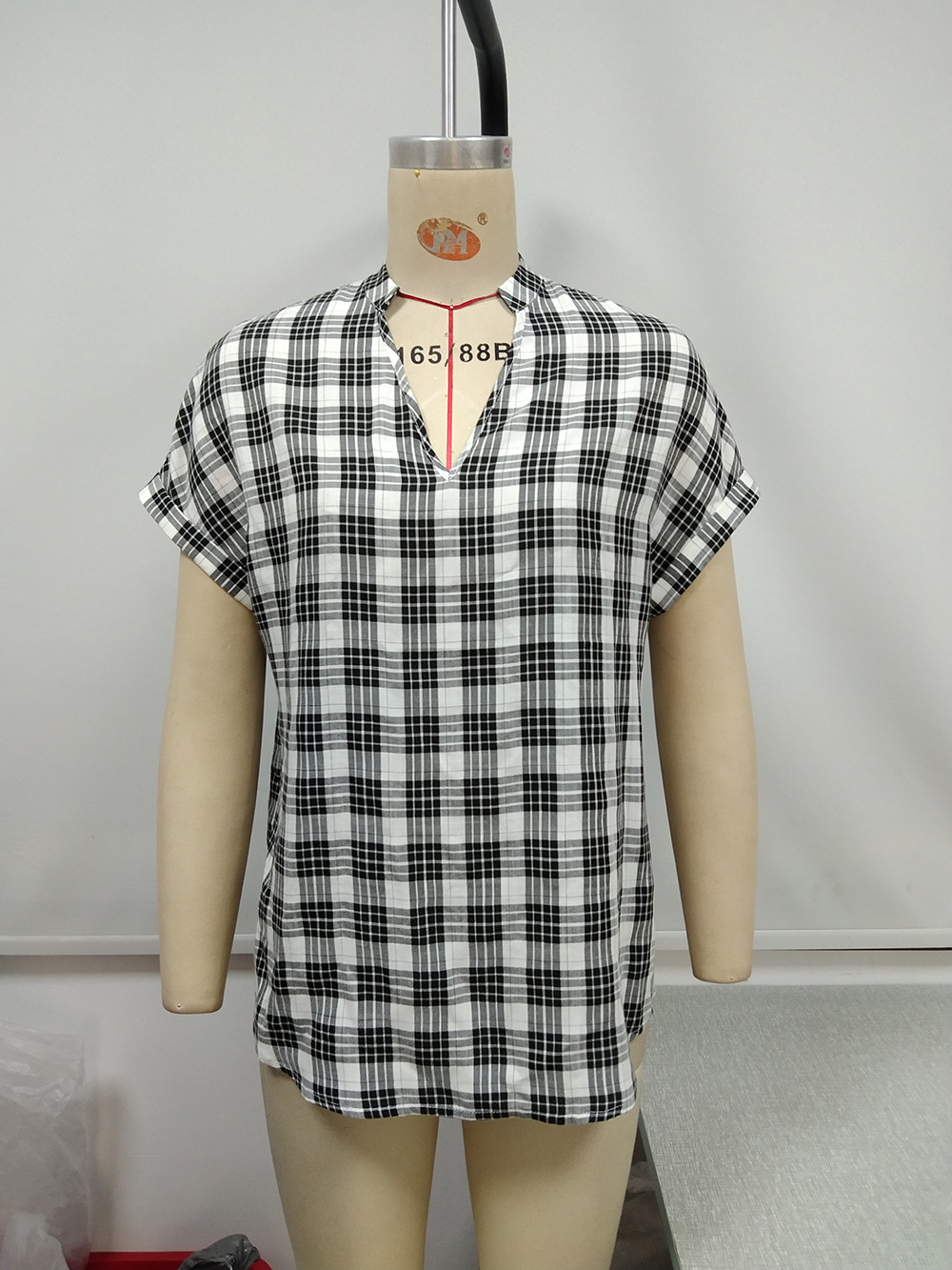 Title 21, Loose V-neck Dovetail Plaid Shirt Top Women