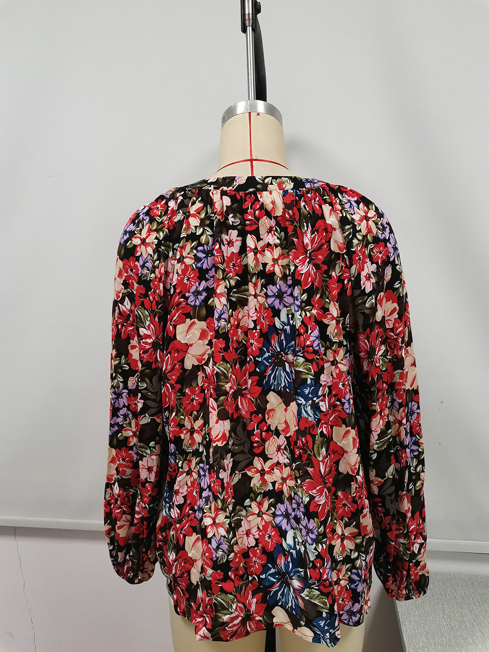 Title 26, Loose Casual Small Floral Long Sleeve V-Neck Shirt