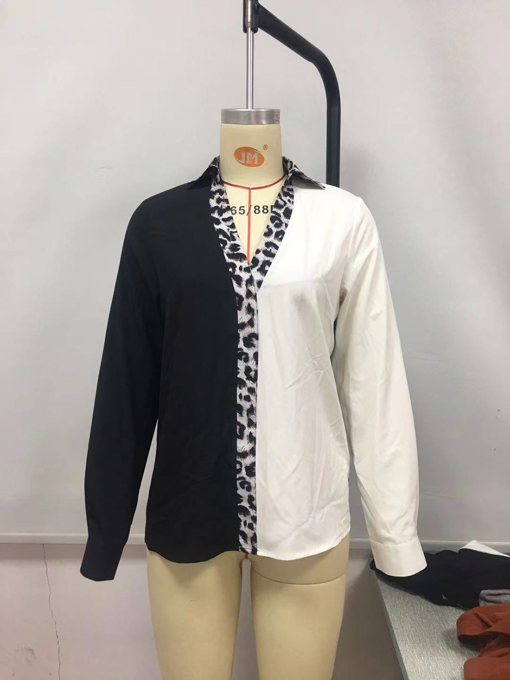 Title 7, Temperament Commuter Color Matching Shirt Top W...