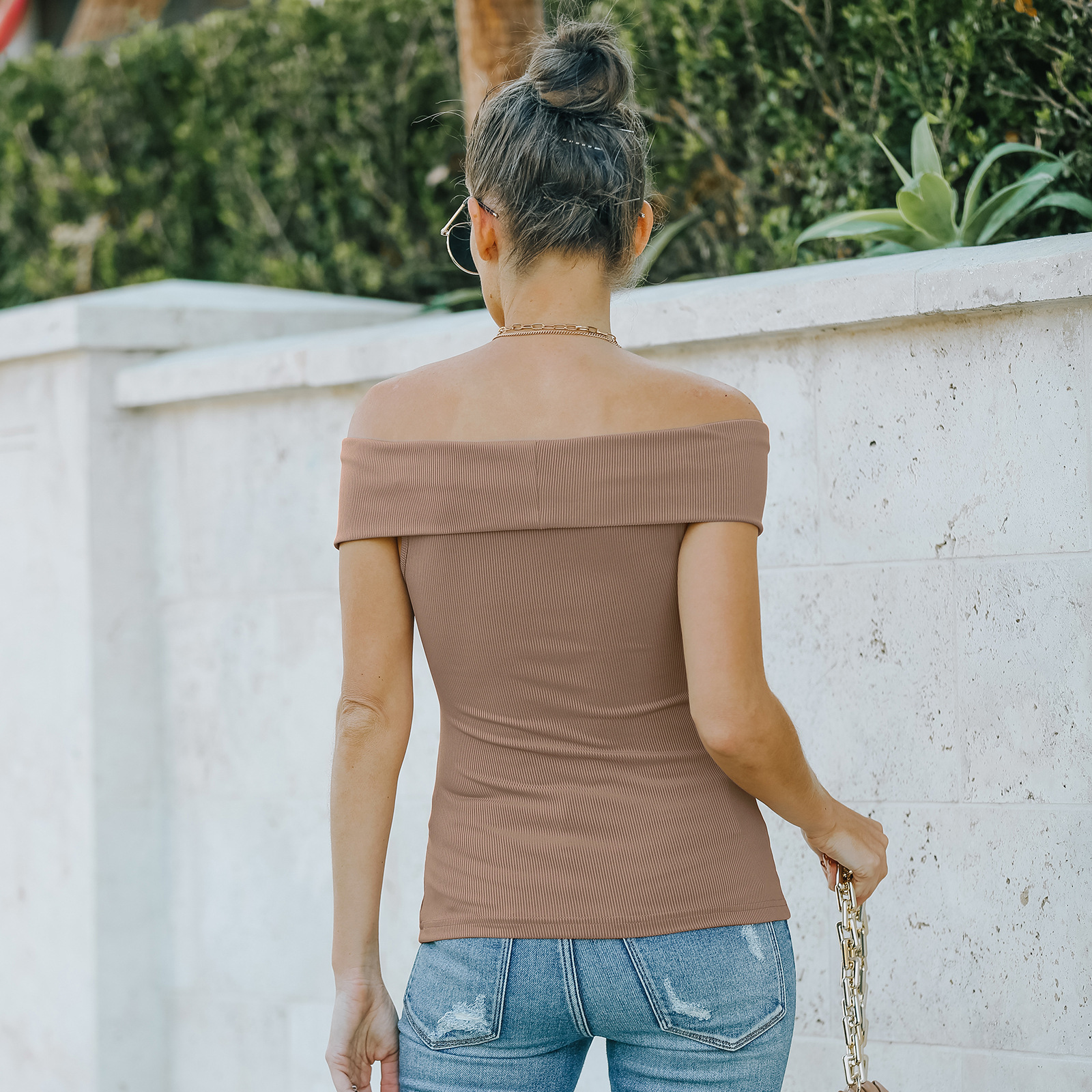 Title 3, European And American Style Slim One Shoulder Top