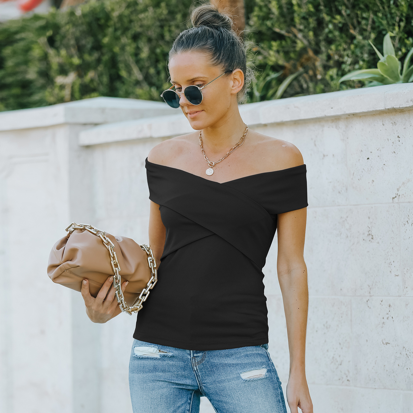 Title 11, European And American Style Slim One Shoulder Top