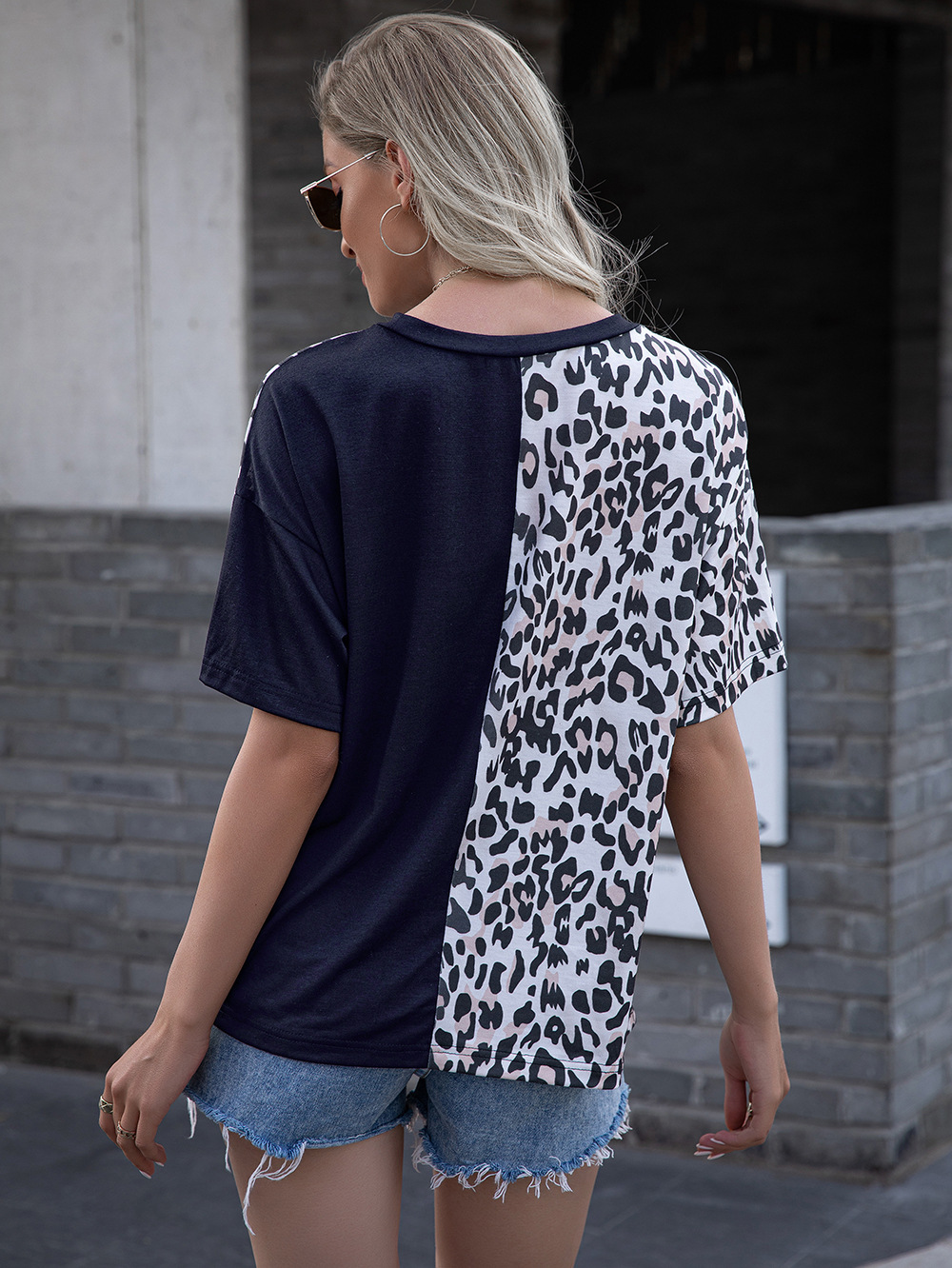 Title 3, Leopard Print Stitching Crew Neck Short Sleeve ...