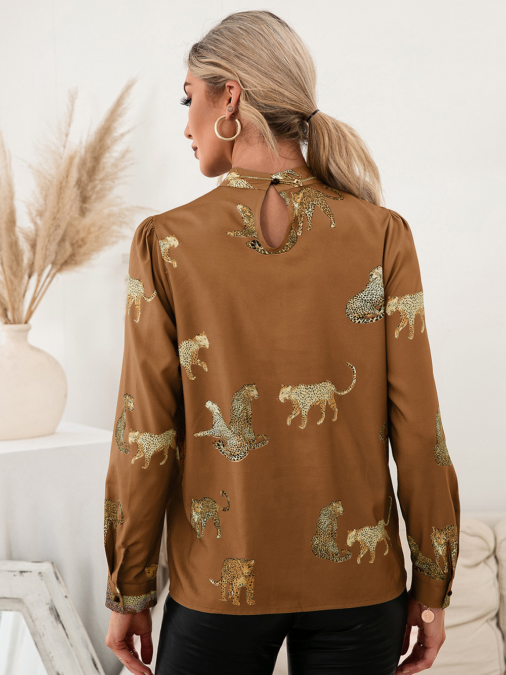 Title 20, Leopard Print Long Sleeve Pullover Shirt Top Women