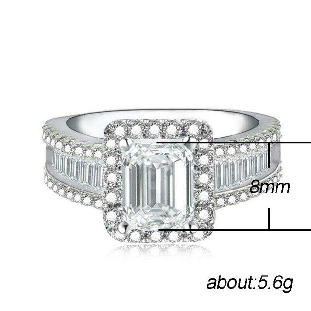 1631741099204808704 Jewellery ring with diamonds