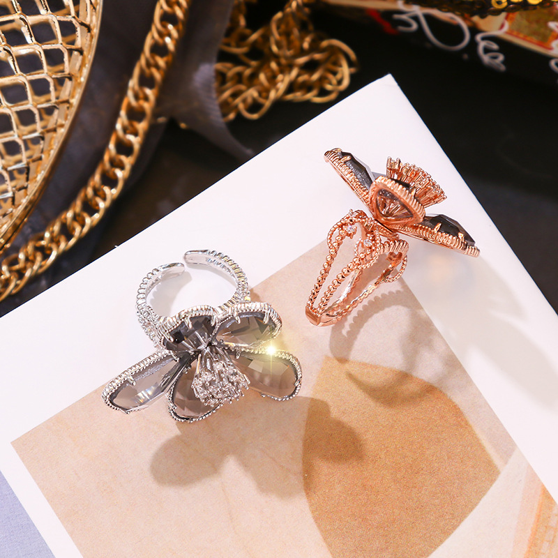 Zircon petal adjustable ring 13 undefined