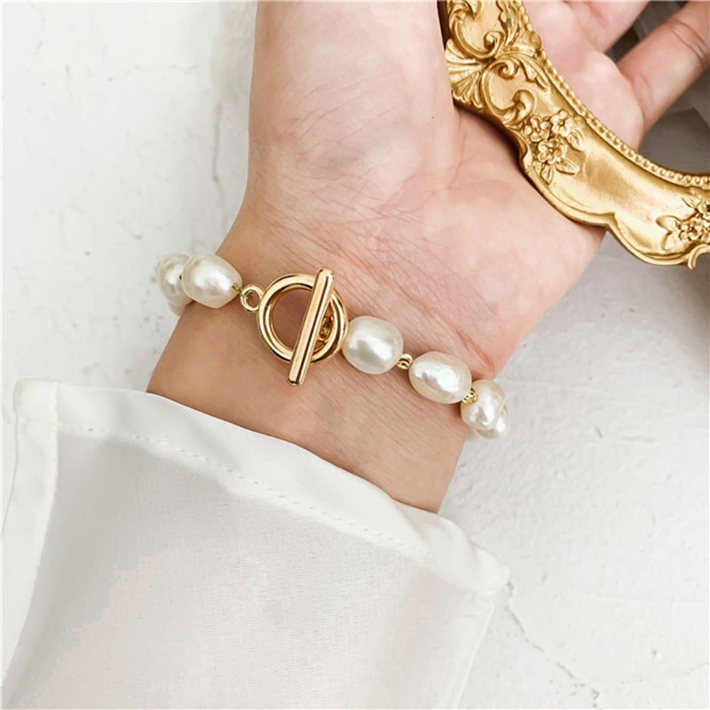 Round Gold Bracelet Pearl Bracelet 2 16deb96b 5293 4596 847e a5bea6fe8630 Round Gold Bracelet Pearl Bracelet