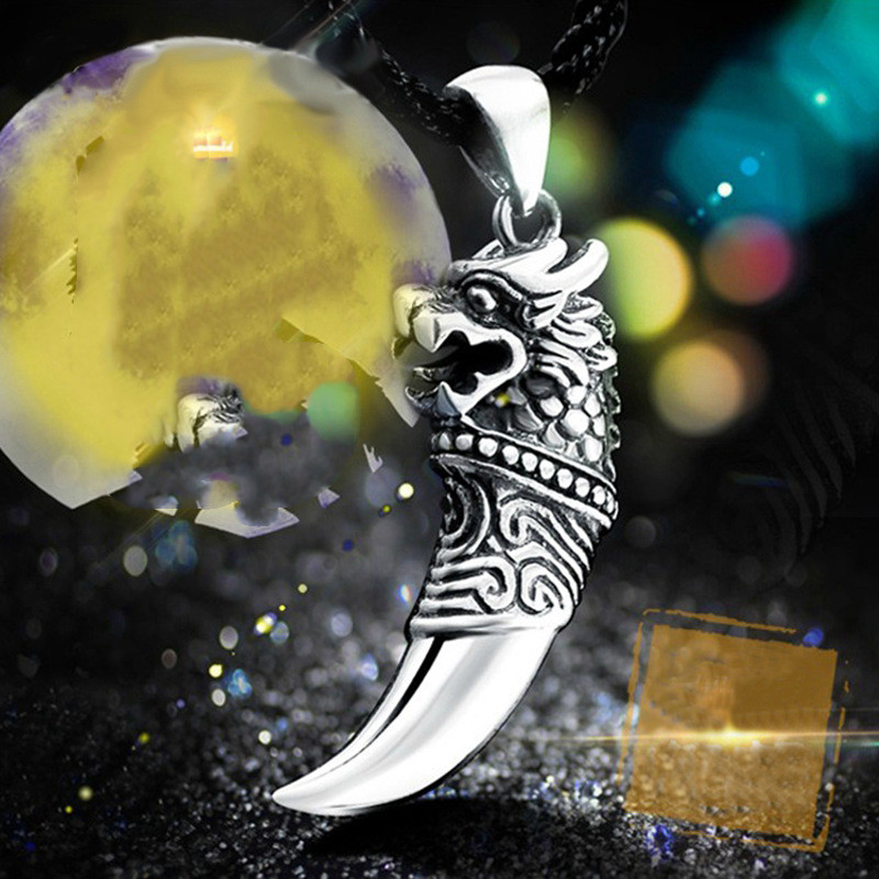 16f28d21 51ec 4334 a5a2 f3ab667f403a Vintage Thai Silver Men's Necklace Sterling Silver Spike Teeth