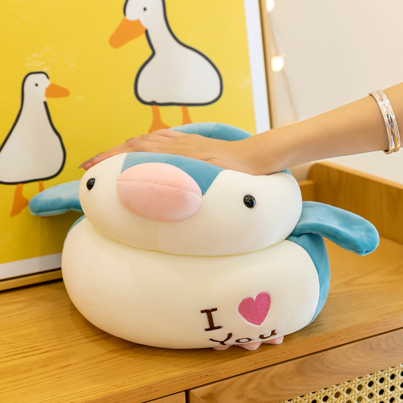 Frosty: Cute Penguin Plush