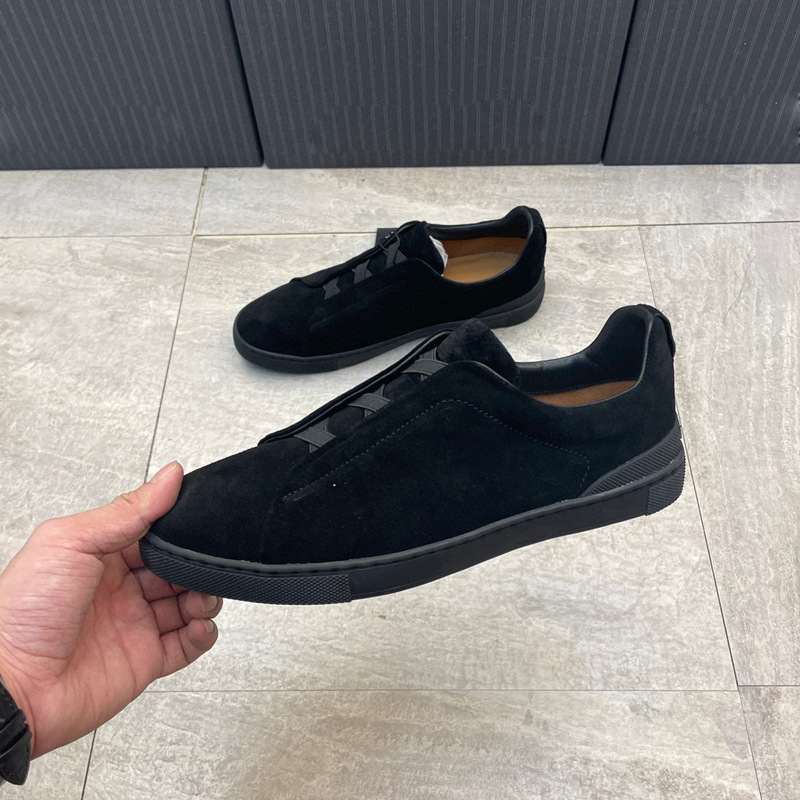 Black Casual Sneakers