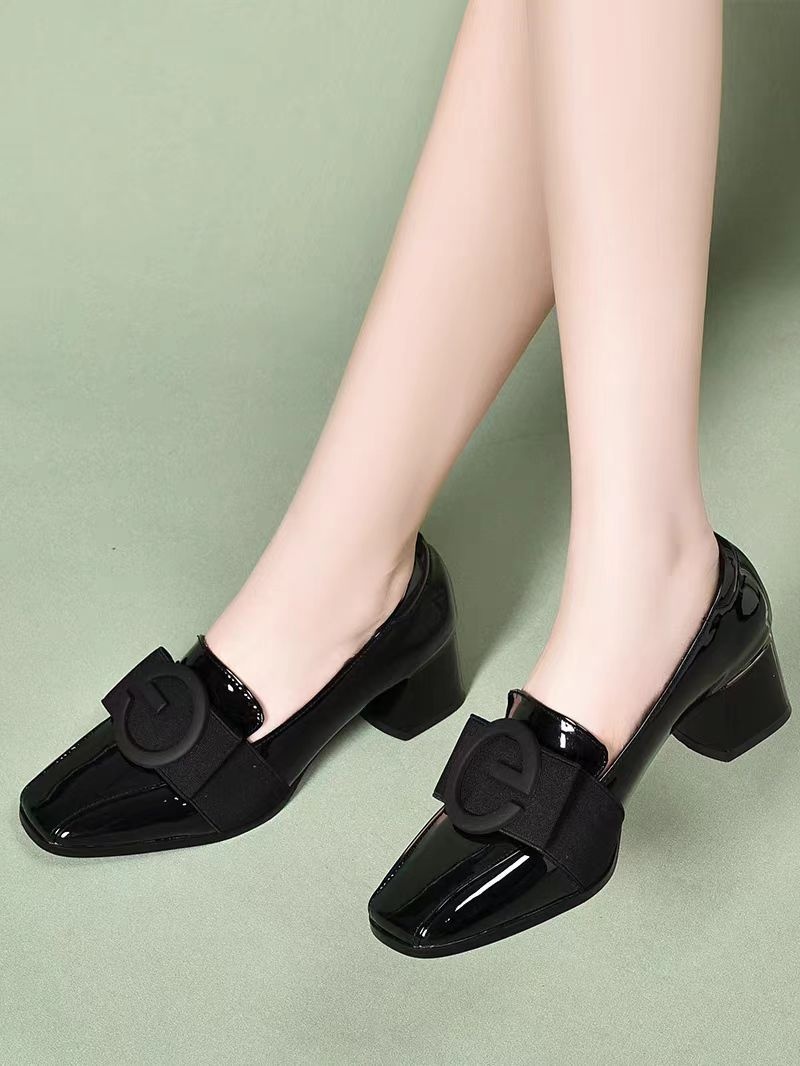 Black High Heel Shoes