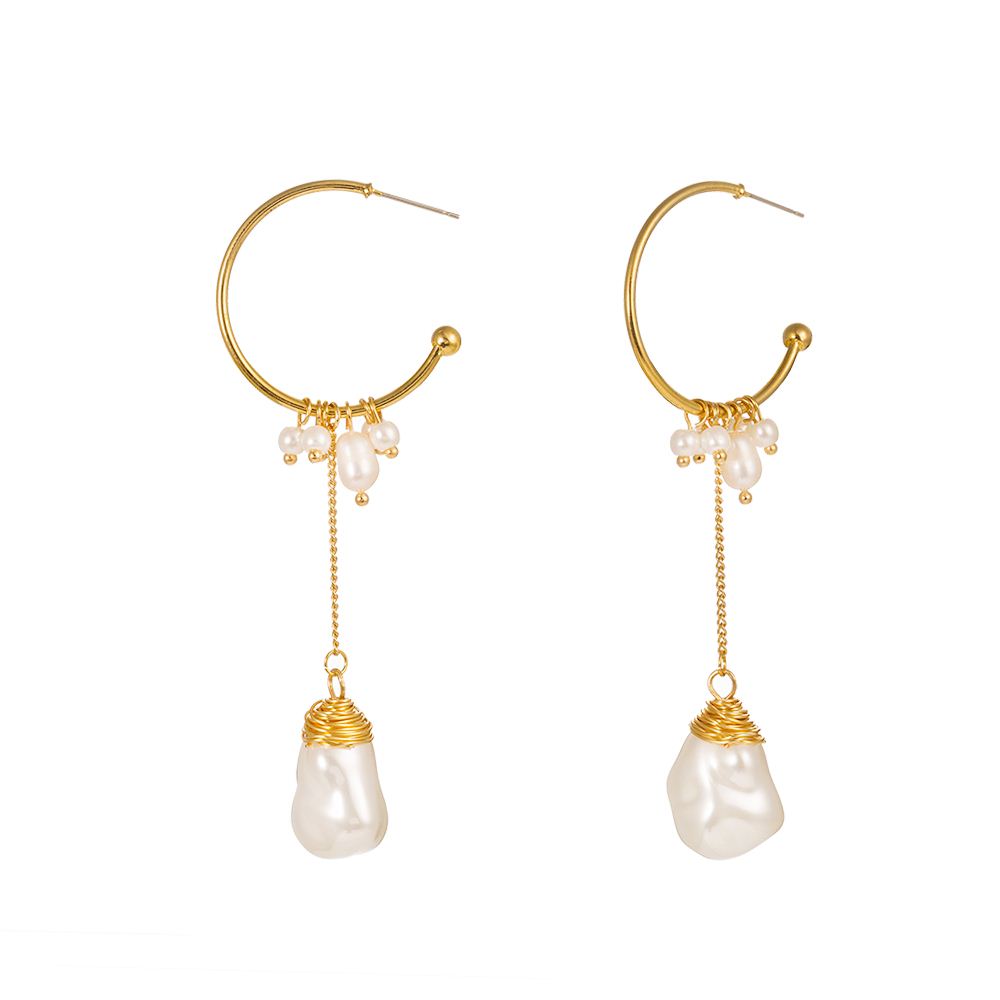 1735056c 8ce2 49ba bd41 28580eb1338b Temperament Long Tassel Pearl Personality c-shaped Metal Natural Small Pearl earring girl
