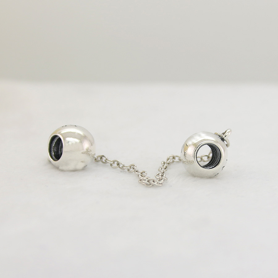 17491333 71c3 4efa b687 54ce3cb5ebc2 S925 sterling silver safety chain