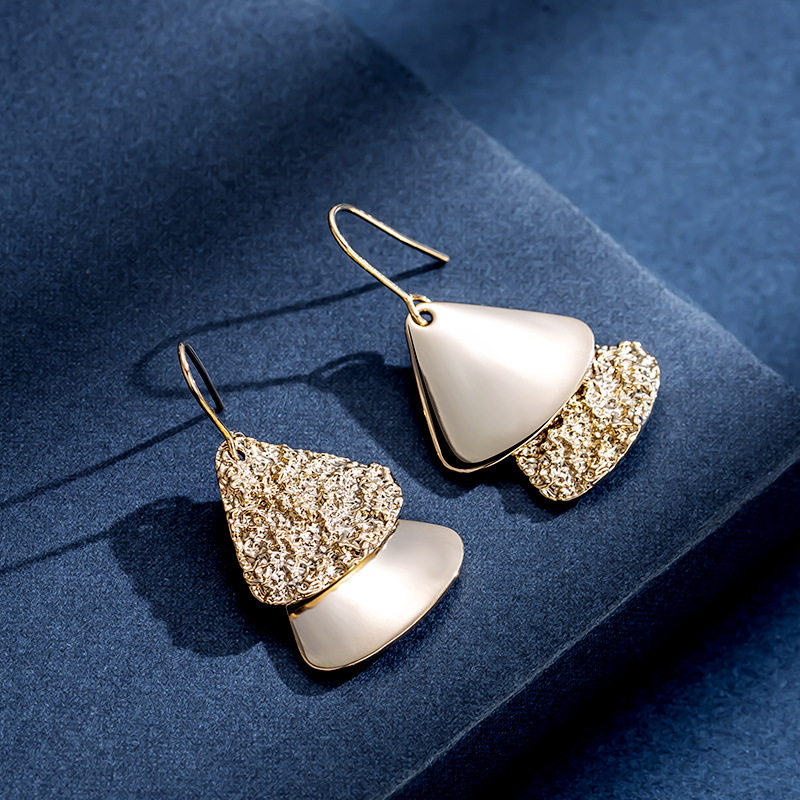 1ac6407e b5be 42e1 ac5b 9b56c5794de6 Antique harbor style earrings