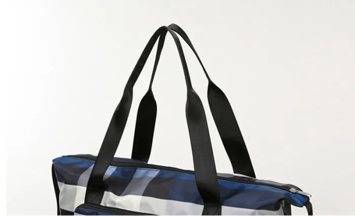 Foldable Travel Duffel Bag with Wet-Dry Pocket and Shoe Compartment, 20-35 L Gym and Weekender Bag - detail photo 11