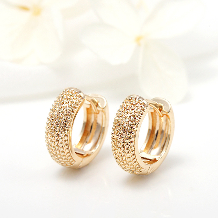 1c6153d4 2b82 4e8f 9909 0c8ec8edef5b Gold Semi-glossy Semi-lug Ear Buckle Korean Version Of The New Round Earrings Jewelry