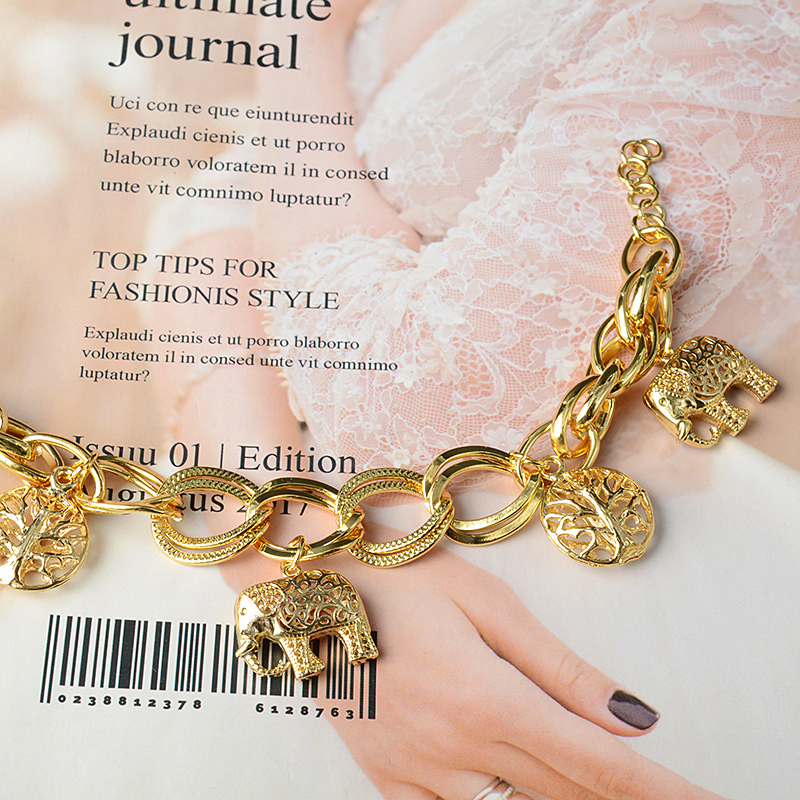 1fb693a0 f6e6 4256 978f f701c3e78c0b Sunshine Fashion Jewelry Gold Charm Bracelet