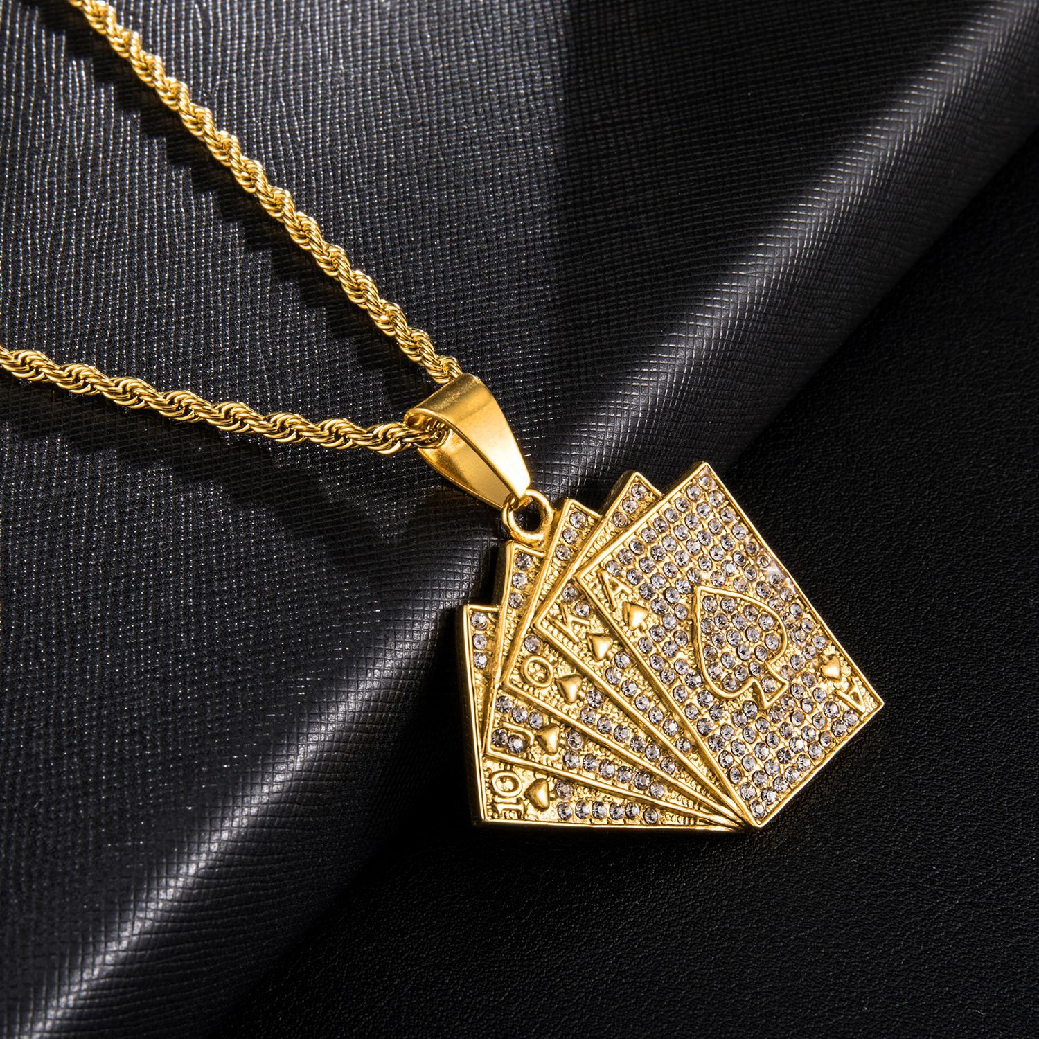 2021f5f2 7f1f 4c94 99e6 1ece19949172 Explosive Hip-hop Full Zircon Gold Playing Card Pendant