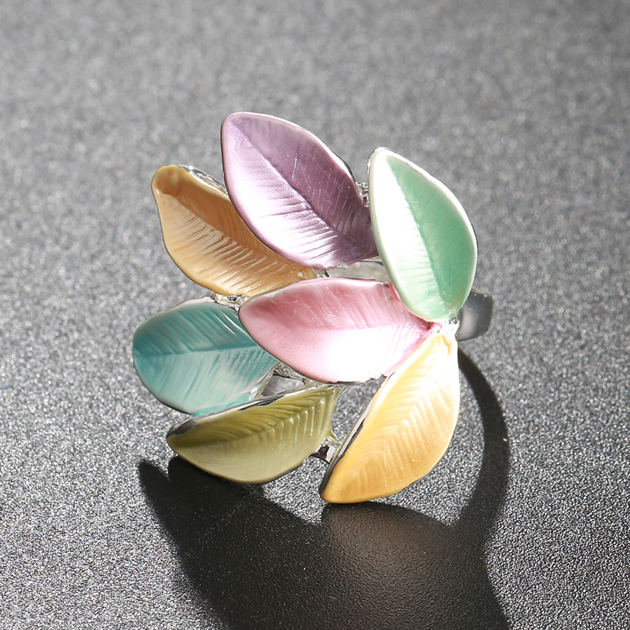 2091468a 801c 4154 9783 e19a79cf3c96 Colorful leaf ladies ring