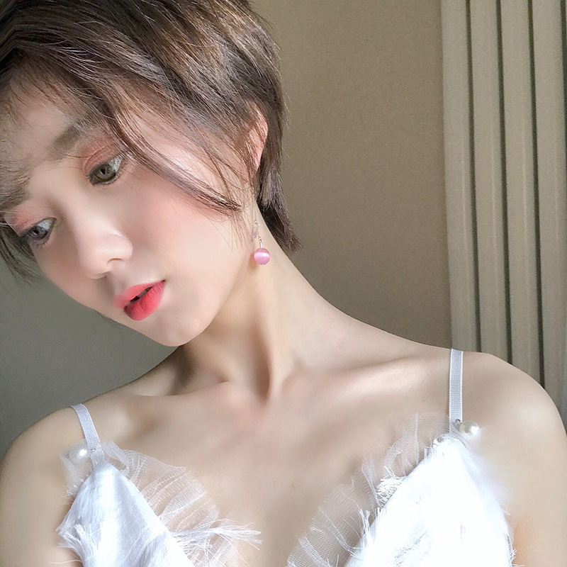 25044616 451d 45fb b51d 7eaab4e404e2 Cute girly heart geometric opal earrings