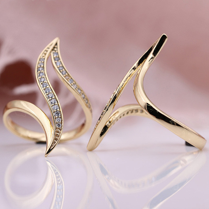 26d6f487 f2f3 4100 921d 8ee4a4ef02eb Fashion Exaggerated Curve Rose Gold Women Ring