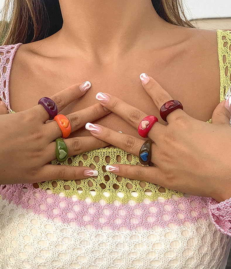 27761ce8 b79e 4ec6 bef8 7e441cc8d080 Simple Candy Color Three-dimensional Love Acrylic Joint Ring