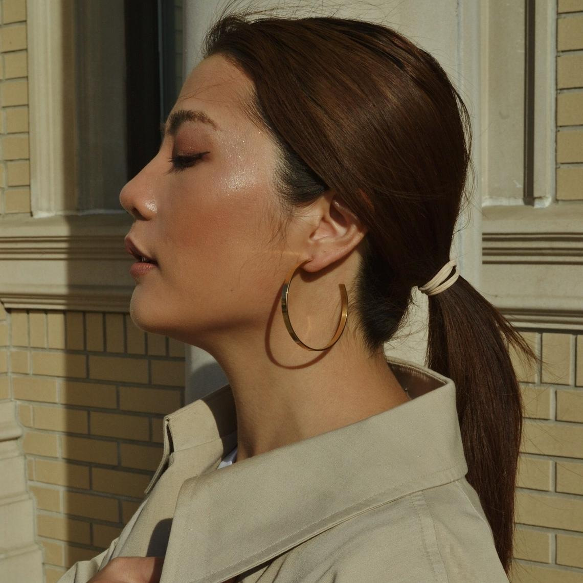 2c570d64 5009 4ab6 a3a1 37966e32555b Retro Large Earrings Large Circle C-shaped Earrings Women's Titanium Steel 18k Gold Earrings