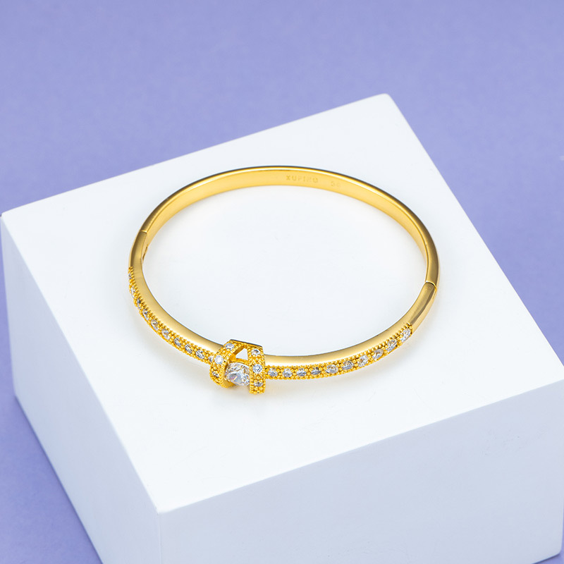 Women's Fashionable Simple Brass Gold-plated Bracelet 2 2f54e5a5 8ffc 4832 8a20 3cdf980c3fcd Women's Fashionable Simple Brass Gold-plated Bracelet