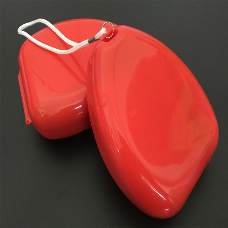 red box of the Emergency CPR Resuscitation Mask - Universal Fit