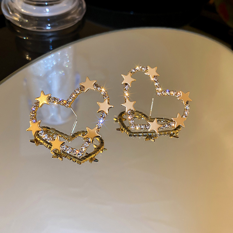 332fbe9c 7699 47f3 9e17 a693297e2dec Fashion Metal Cold Wind Earrings Simple