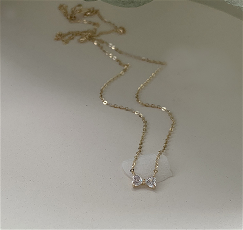 358f15b7 bff6 477f b3b2 39922de96642 925 Sterling Silver Plated 14K Yellow Gold Heart Pendant Necklace